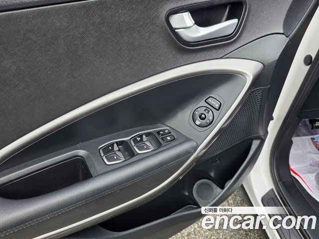 Hyundai Santa Fe The Prime Diesel 2.0 2WD Modern 2016 — фото 20