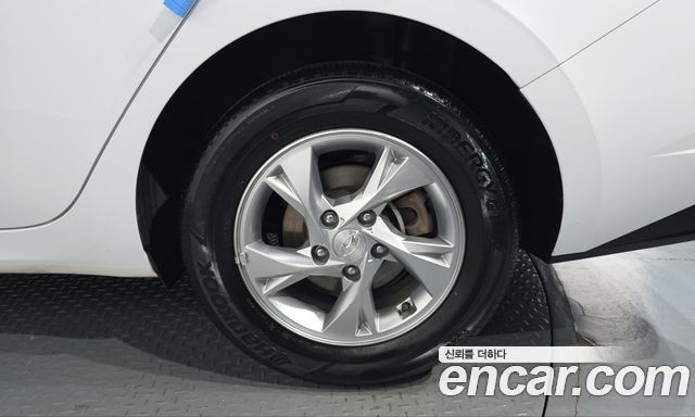 Hyundai Avante (CN7) 1.6 Smart 2023 — фото 21