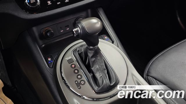 Kia Sportage R Diesel 2WD Prestige 2014 — фото 9