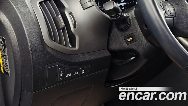 Kia Sportage R Diesel 2WD Prestige 2014 — фото 16