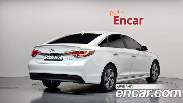 Hyundai Sonata Hybrid (LF) 2.0 HEV Premium 2016 — фото 2