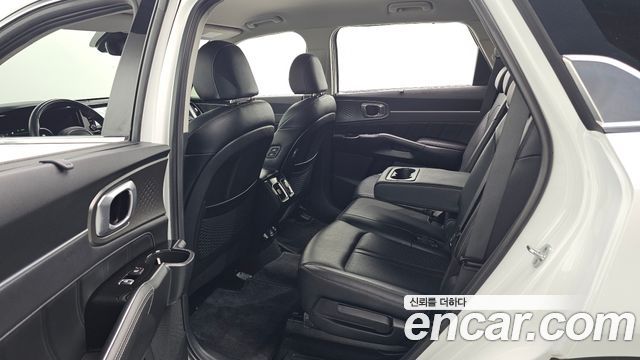 Kia Sorento (IV) Diesel 2.2 2WD Noblesse 2023 — фото 11