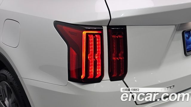 Kia Sorento (IV) Diesel 2.2 2WD Noblesse 2023 — фото 23