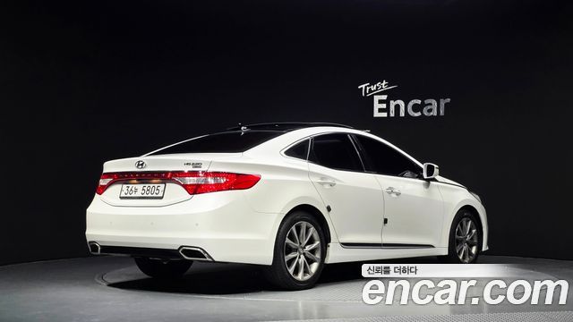 Hyundai Grandeur (HG) HG220 Diesel Premium 2015 — фото 2