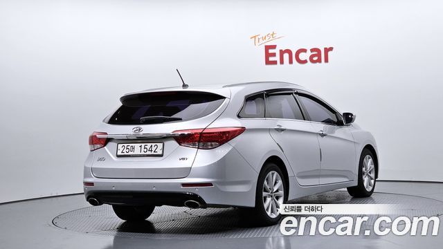 Hyundai i40 1.7 VGT Modern 2012 — фото 2