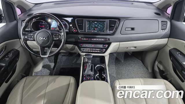 Kia Carnival 9-Seater Noblesse Special 2020 — фото 7