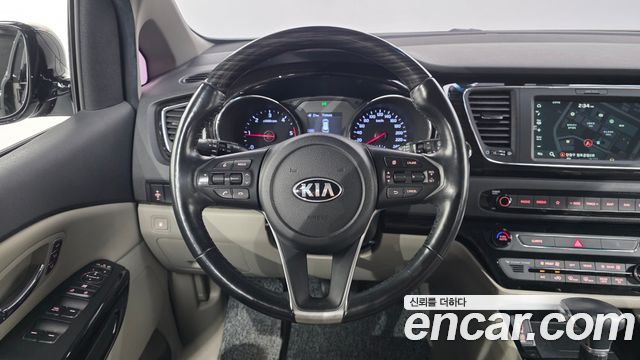 Kia Carnival 9-Seater Noblesse Special 2020 — фото 16
