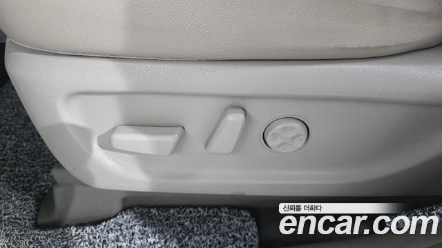 Kia Carnival 9-Seater Noblesse Special 2020 — фото 31