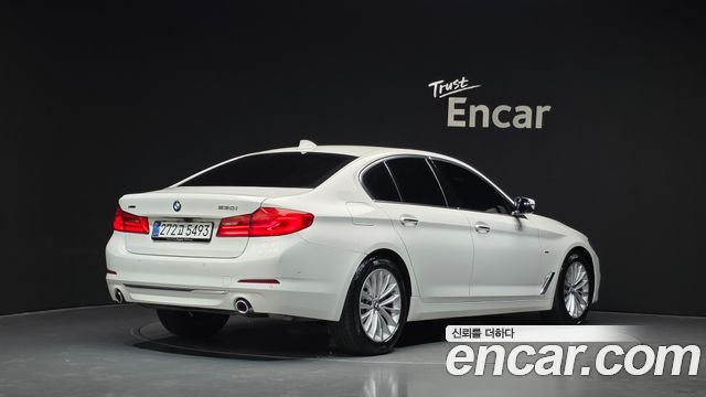 BMW 5 Series (G30) 530i xDrive Luxury Plus 2018 — фото 2