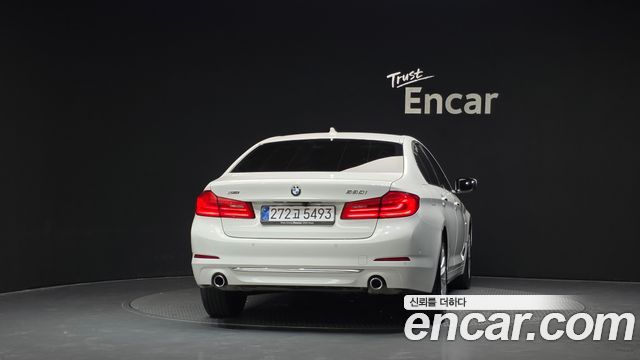 BMW 5 Series (G30) 530i xDrive Luxury Plus 2018 — фото 4