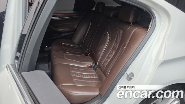 BMW 5 Series (G30) 530i xDrive Luxury Plus 2018 — фото 11