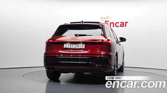 Audi Q5 (80A) 40 TDI Quattro S Line Black Edition 2025 — фото 4