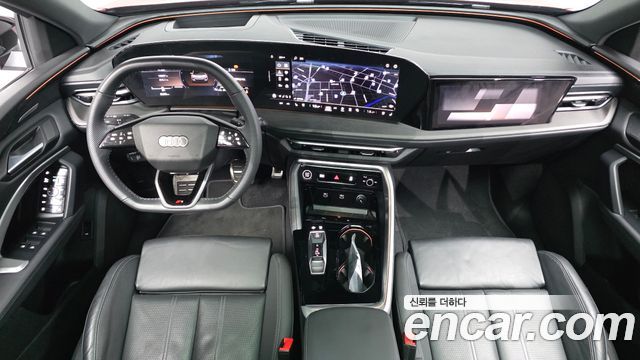 Audi Q5 (80A) 40 TDI Quattro S Line Black Edition 2025 — фото 7