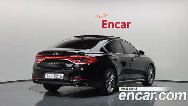Hyundai Grandeur (IG) 2.4 Premium Special 2018 — фото 2