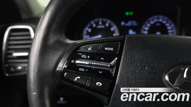 Hyundai Grandeur (IG) 2.4 Premium Special 2018 — фото 17