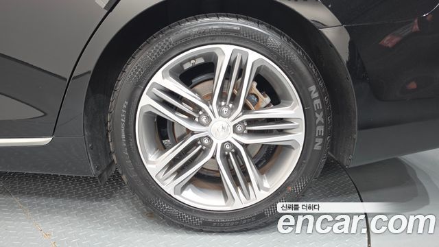 Hyundai Grandeur (IG) 2.4 Premium Special 2018 — фото 21