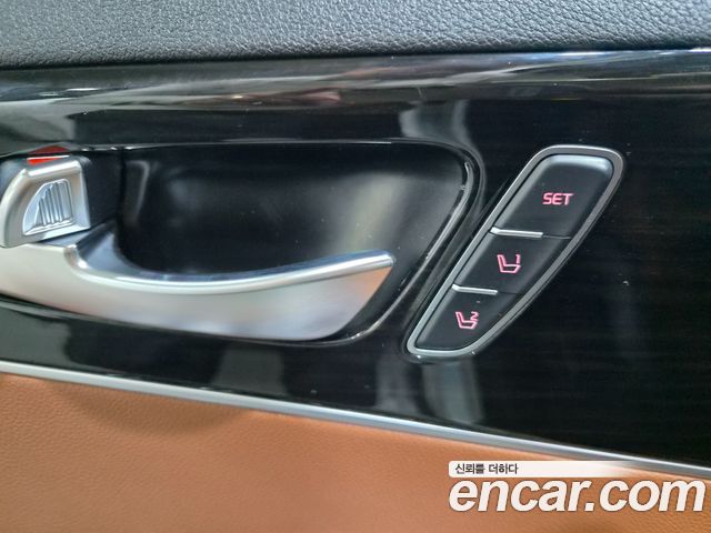 Kia Sorento Diesel 2.2 2WD Marster 2019 — фото 16