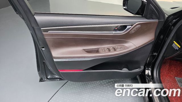 Hyundai Grandeur (IG) 2.4 Premium Special 2018 — фото 24