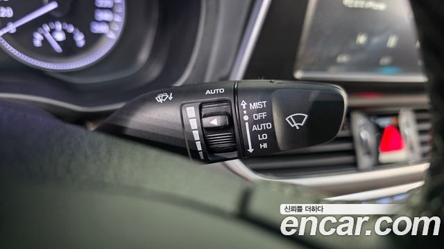 Hyundai Grandeur (IG) 2.4 Premium Special 2018 — фото 28