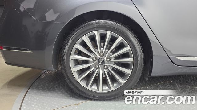 Kia K7 2.4 GDI Limited 2017 — фото 5