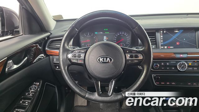 Kia K7 2.4 GDI Limited 2017 — фото 13