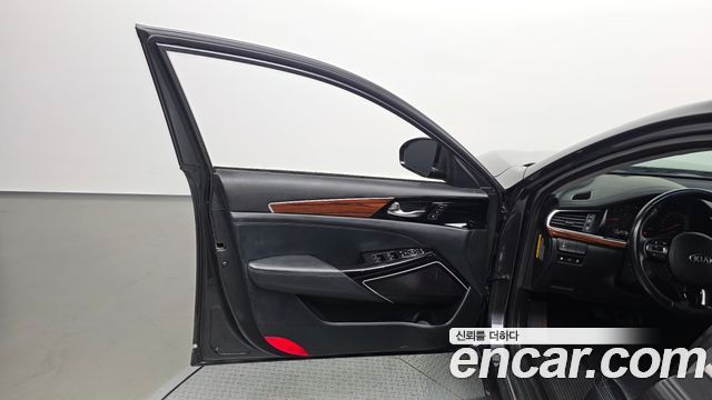 Kia K7 2.4 GDI Limited 2017 — фото 24