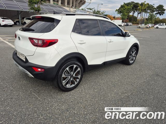 Kia Stonic 1.4 Trendy 2019 — фото 6