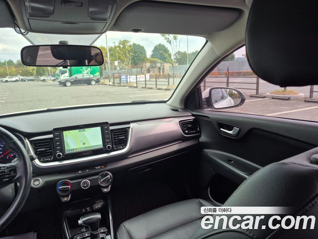 Kia Stonic 1.4 Trendy 2019 — фото 17