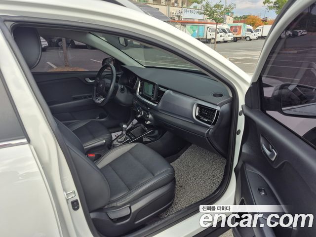 Kia Stonic 1.4 Trendy 2019 — фото 22
