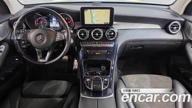 Mercedes-Benz GLC-Class (X253) GLC300 4MATIC AMG Line 2019 — фото 7