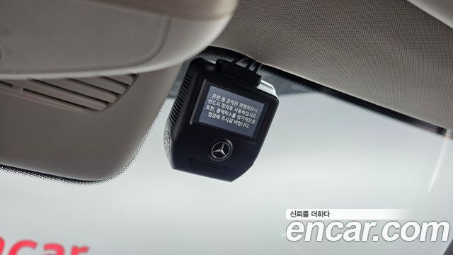 Mercedes-Benz GLC-Class (X253) GLC300 4MATIC AMG Line 2019 — фото 17