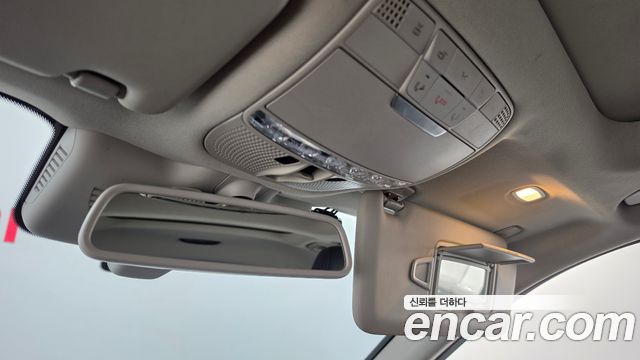 Mercedes-Benz GLC-Class (X253) GLC300 4MATIC AMG Line 2019 — фото 28