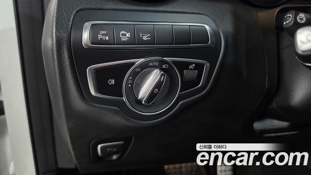 Mercedes-Benz GLC-Class (X253) GLC300 4MATIC AMG Line 2019 — фото 29