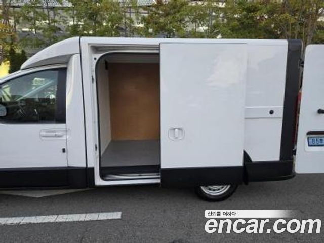 Hyundai ST1 Cargo Premium 2025 — фото 7