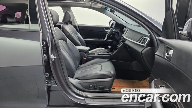 Kia K5 (II) 2.0 Noblesse 2020 — фото 26