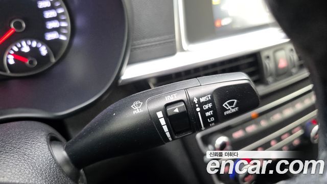 Kia K5 (II) 2.0 Noblesse 2020 — фото 29
