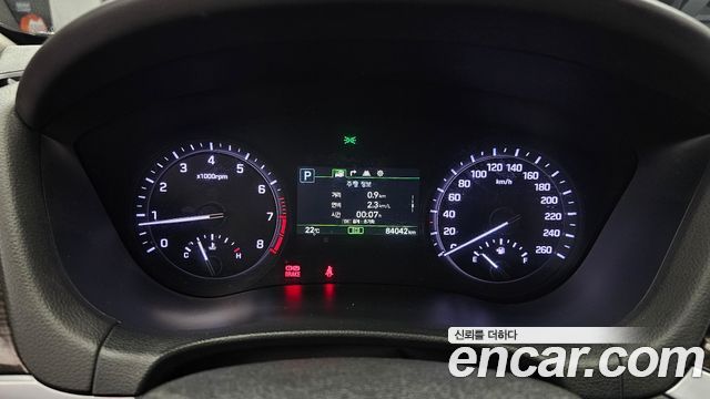 Genesis G80 3.3 GDI AWD Luxury 2017 — фото 8