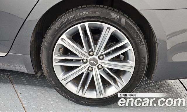 Genesis G80 3.3 GDI AWD Luxury 2017 — фото 21