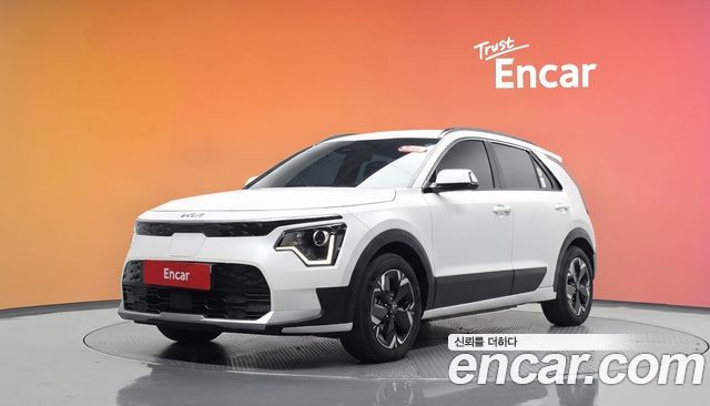 Kia Niro EV Air 2023 — фото 1