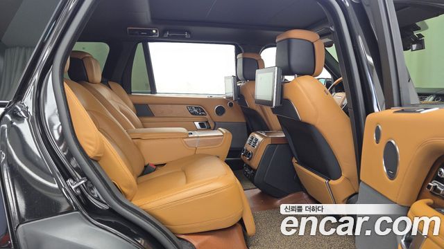 Land Rover Range Rover (IV) 4.4 SDV8 AB LWB DIESEL 2019 — фото 12