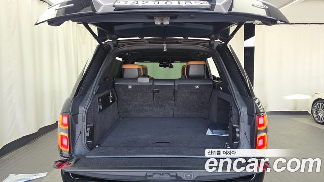 Land Rover Range Rover (IV) 4.4 SDV8 AB LWB DIESEL 2019 — фото 20