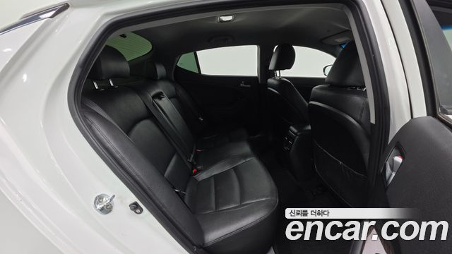 Kia K5 Luxury Trendy 2015 — фото 19