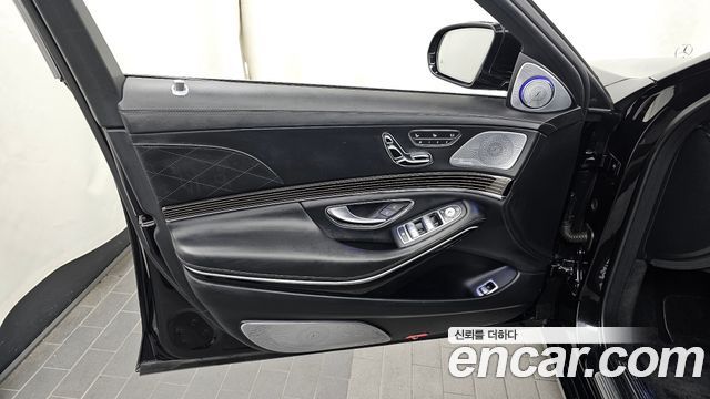 Mercedes-Benz S-Class (W222) Maybach S560 4MATIC 2018 — фото 24