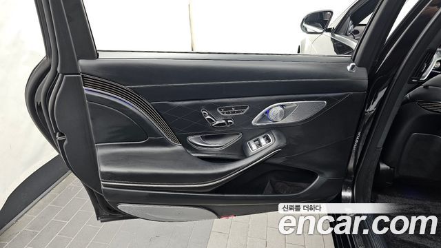 Mercedes-Benz S-Class (W222) Maybach S560 4MATIC 2018 — фото 25