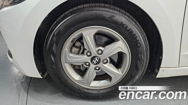 Hyundai Avante (AD) 1.6 e-VGT SMART 2018 — фото 5