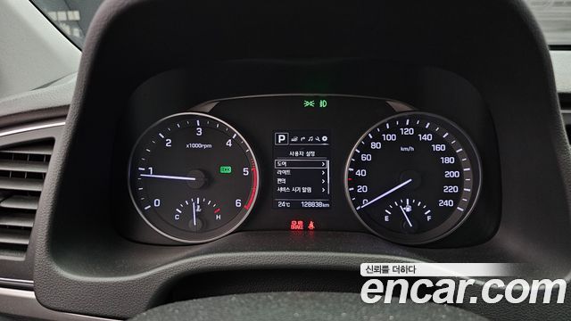 Hyundai Avante (AD) 1.6 e-VGT SMART 2018 — фото 8