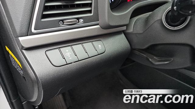 Hyundai Avante (AD) 1.6 e-VGT SMART 2018 — фото 14