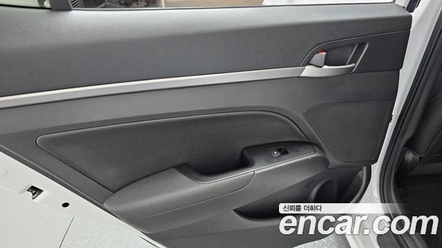 Hyundai Avante (AD) 1.6 e-VGT SMART 2018 — фото 25
