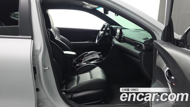 Hyundai Veloster (JS) 2.0 N 2019 — фото 11