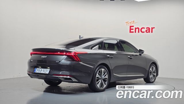 Kia K8 Hybrid Signature 2023 — фото 2